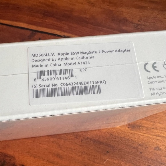 NWT: Apple, MacBook: 85W MagSafe 2 Power Adaptor—Sealed Package - Picture 2 of 4